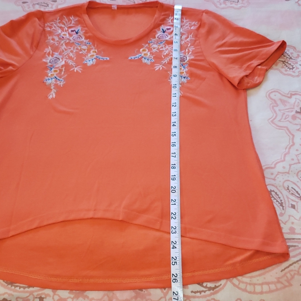 Floral Embroidery High Low Embroidered Flower - Picture 8 of 9